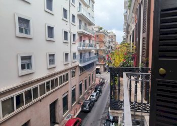 Edificio all\'aperto - Trilocale Via Roberto Da Bari
82, Bari - foto 16