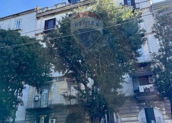 Edificio all\'aperto - Appartamento Napoli - foto 2