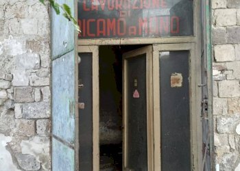 Foto 2 - Commercial Premises CORSO VITTORIO EMANUELE
 
16, Angri - photo 2