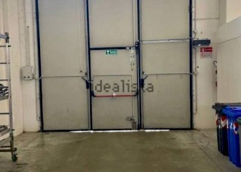 Interno non residenziale - Capannone via Lago Scaffaiolo, Carpi - foto 4