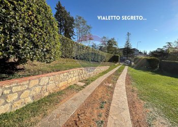 Giardino - Villa Via San Martino
 
42, Roccastrada - foto 49