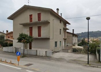 Foto 3 - Quadrilocale Strada Provinciale Valtesino
 
161, Grottammare - foto 3