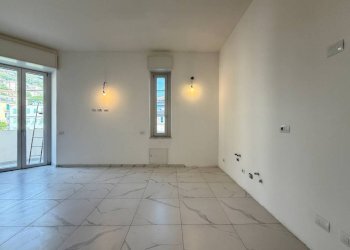 Cucina - Trilocale Alassio - foto 2
