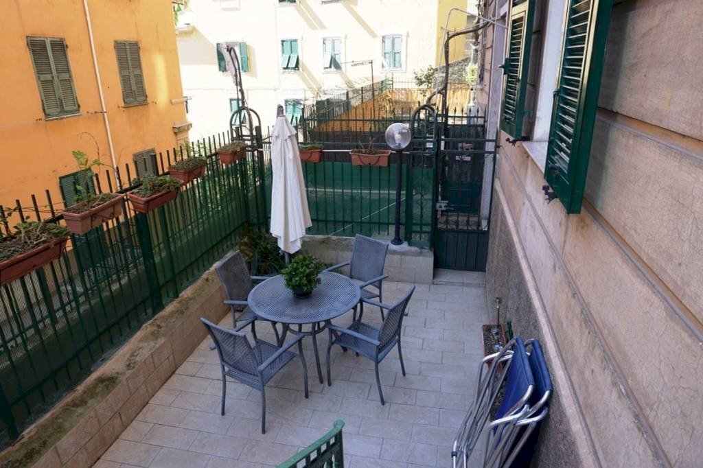 Terrazzo - Four-room apartment via Gerolamo Bordone, 5, Genova (neighborhood Cornigliano) - photo 1