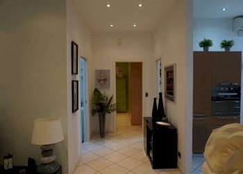 Corridoio - Quadrilocale via Gerolamo Bordone, 5, Genova (zona Cornigliano) - foto 2