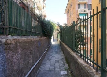 Cortile interno - Quadrilocale via Gerolamo Bordone, 5, Genova (zona Cornigliano) - foto 27