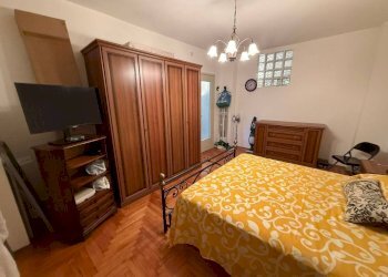 Camera da letto - Bilocale via Giuseppe Augusto Levis, 40, Chiomonte - foto 18