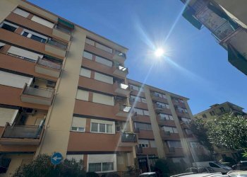 Facciata - Bilocale via Tito Speri, frazione San Massimo, Rapallo - foto 1