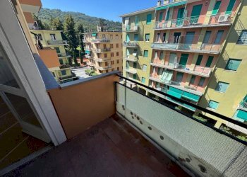 Terrazzo - Bilocale via Tito Speri, frazione San Massimo, Rapallo - foto 2