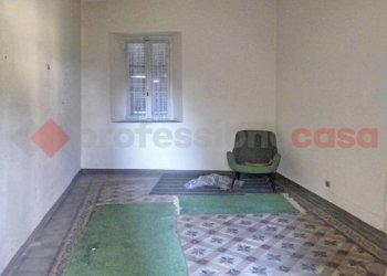 Stanza non arredata - Casa indipendente via papa giovanni xxiii, Agrate Conturbia - foto 11