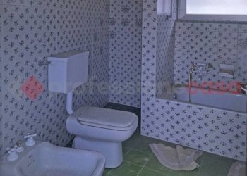 Bagno - Casa indipendente via papa giovanni xxiii, Agrate Conturbia - foto 12