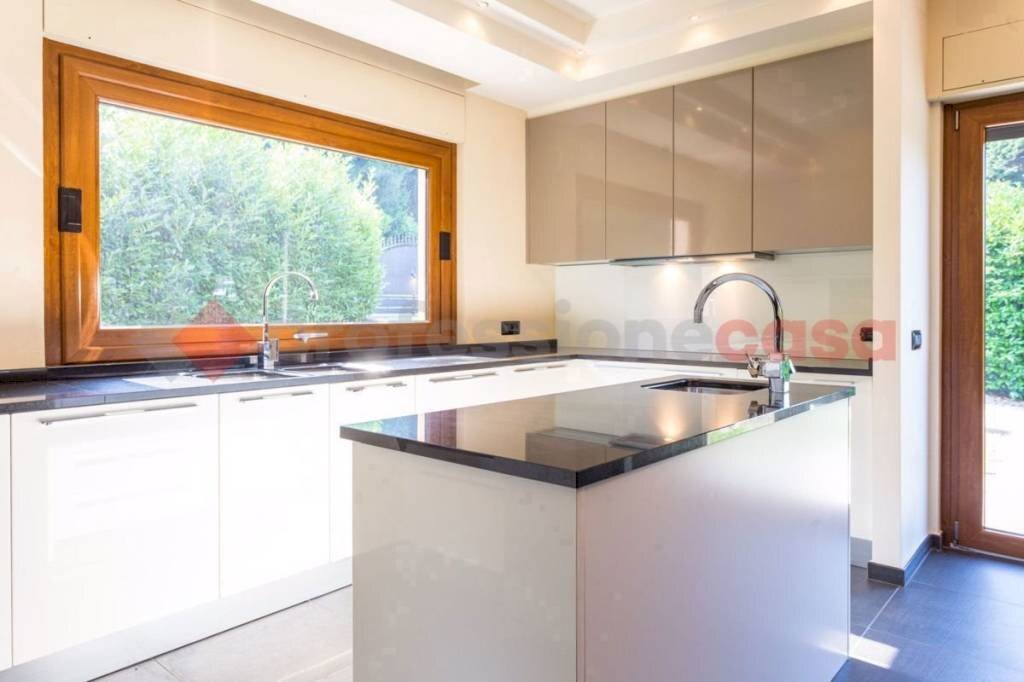 Cucina - Villa via visconti, Agrate Conturbia - foto 3