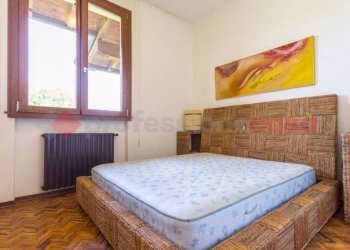 Camera da letto - Villa via visconti, Agrate Conturbia - foto 13