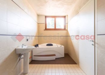 Bagno - Villa via visconti, Agrate Conturbia - foto 17