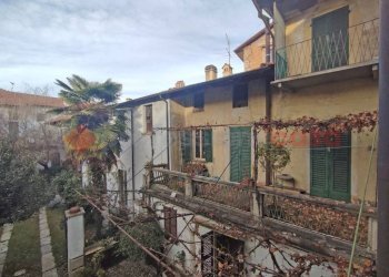 Cortile interno - Casa indipendente via dante, Gozzano - foto 13
