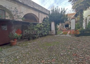 Giardino - Casa indipendente via dante, Gozzano - foto 17