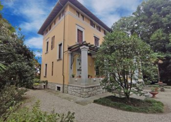 Facciata - Villa via Armando Diaz, Lesa - foto 3