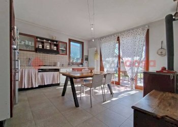 Cucina - Casa indipendente via nazionale, Borgomanero - foto 11