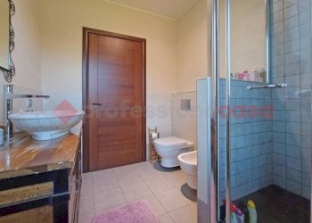Bagno - Casa indipendente via nazionale, Borgomanero - foto 15
