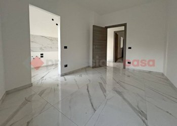 Cucina - Trilocale via Vecchia, Borgomanero - foto 2