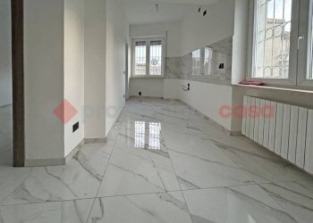 Salone - Trilocale via Vecchia, Borgomanero - foto 4