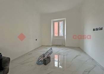 Camera da letto - Three-room apartment via Vecchia, Borgomanero - photo 10