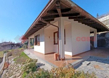 Facciata - Villa via Regina Margherita, Nebbiuno - foto 1