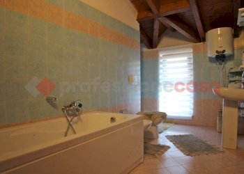 Bagno - Villa via Monviso, Pombia - foto 11