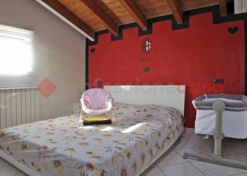 Camera da letto - Villa via Monviso, Pombia - foto 14