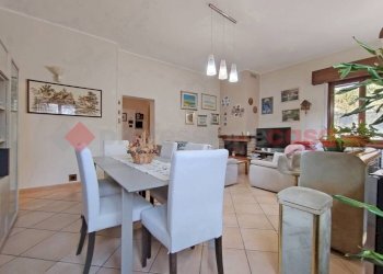 Salone - Independent house via I Maggio, Castelletto Sopra Ticino - photo 1