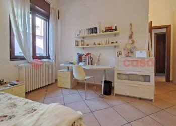 Camera da letto - Independent house via I Maggio, Castelletto Sopra Ticino - photo 10