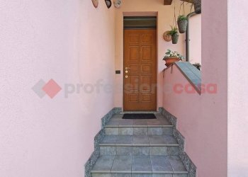 Interno palazzo - Independent house via I Maggio, Castelletto Sopra Ticino - photo 26