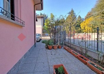 Cortile interno - Casa indipendente via I Maggio, Castelletto Sopra Ticino - foto 27