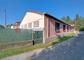 Facciata - Independent house via I Maggio, Castelletto Sopra Ticino - photo 28