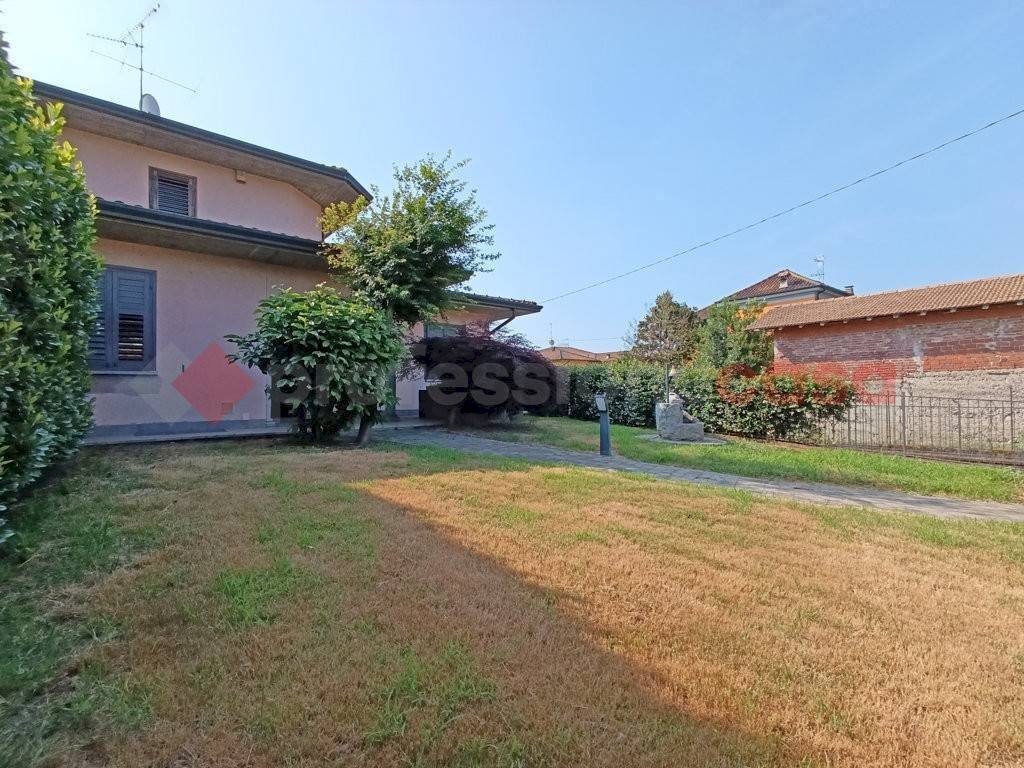 Terreno - Casa indipendente via Alla Cava, Borgo Ticino - foto 2