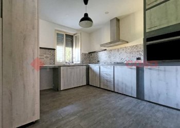 Cucina - Casa indipendente via Alla Cava, Borgo Ticino - foto 12