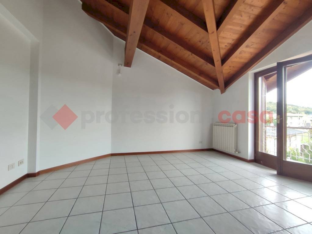 Camera da letto - Bilocale via roma, Dormelletto - foto 3