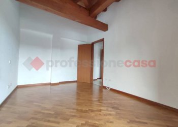 Camera da letto - Bilocale via roma, Dormelletto - foto 13