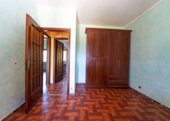 Camera da letto - Villa strada Giorgio Boneto, 51, Roccabruna - foto 26