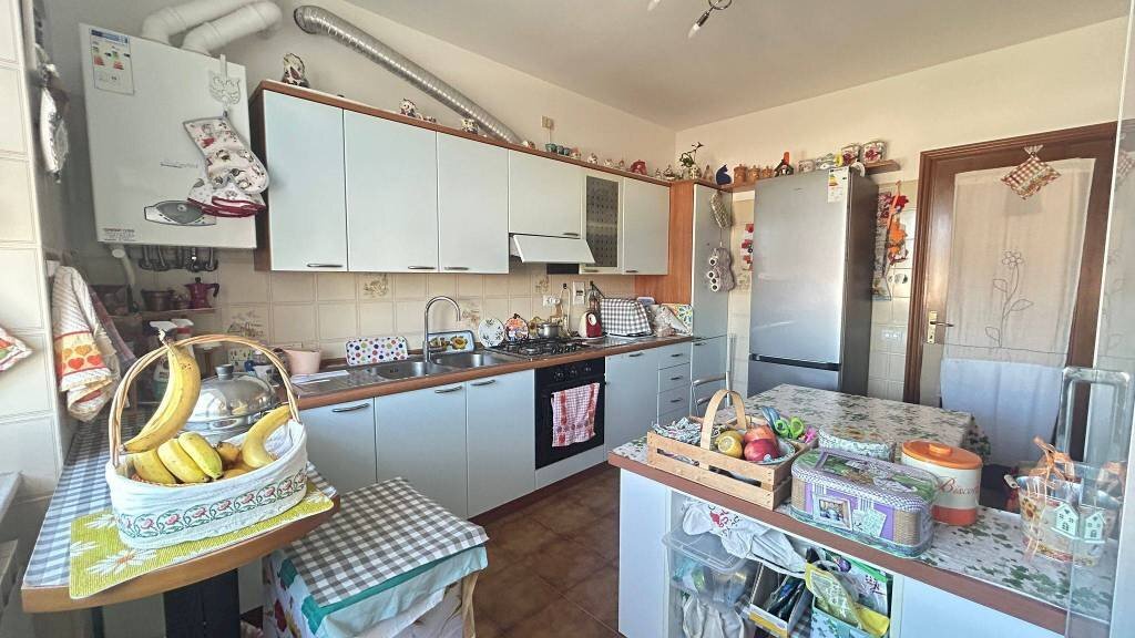 Cucina - Four-room apartment via del Tiro a Segno, 31, Mondovì - photo 3