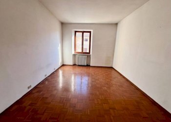 Camera da letto - Three-room apartment corso Libertà, 32, Brusnengo - photo 9