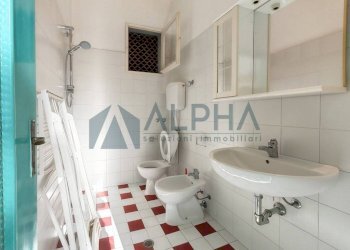 Bagno - Two-room apartment via Litorale Marina, Cesenatico - photo 9