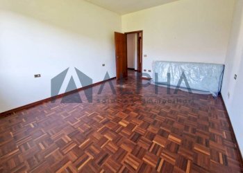 Camera da letto - Villa via Senigallia, Ravenna (neighborhood Ponte Nuovo) - photo 15