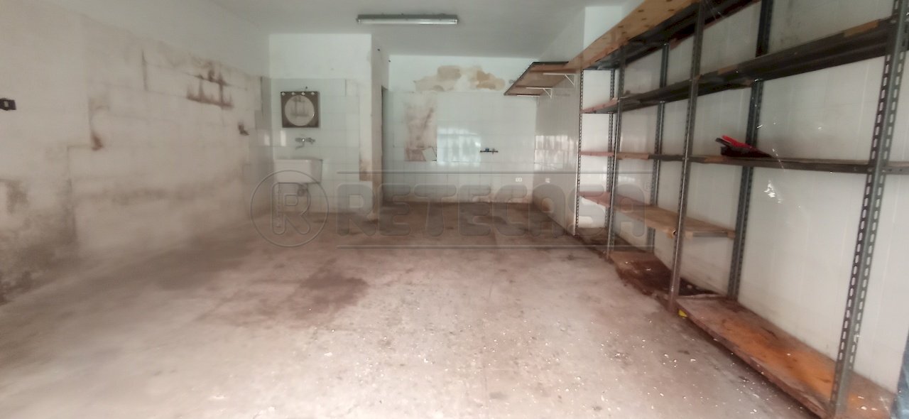 1742208124372.jpg - Box Via Castromediano, Gallipoli - foto 1