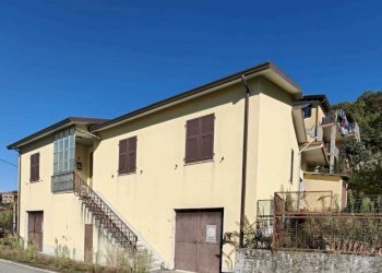 IMG-20251024-WA0032.jpg - Villa Licciana Nardi - foto 1