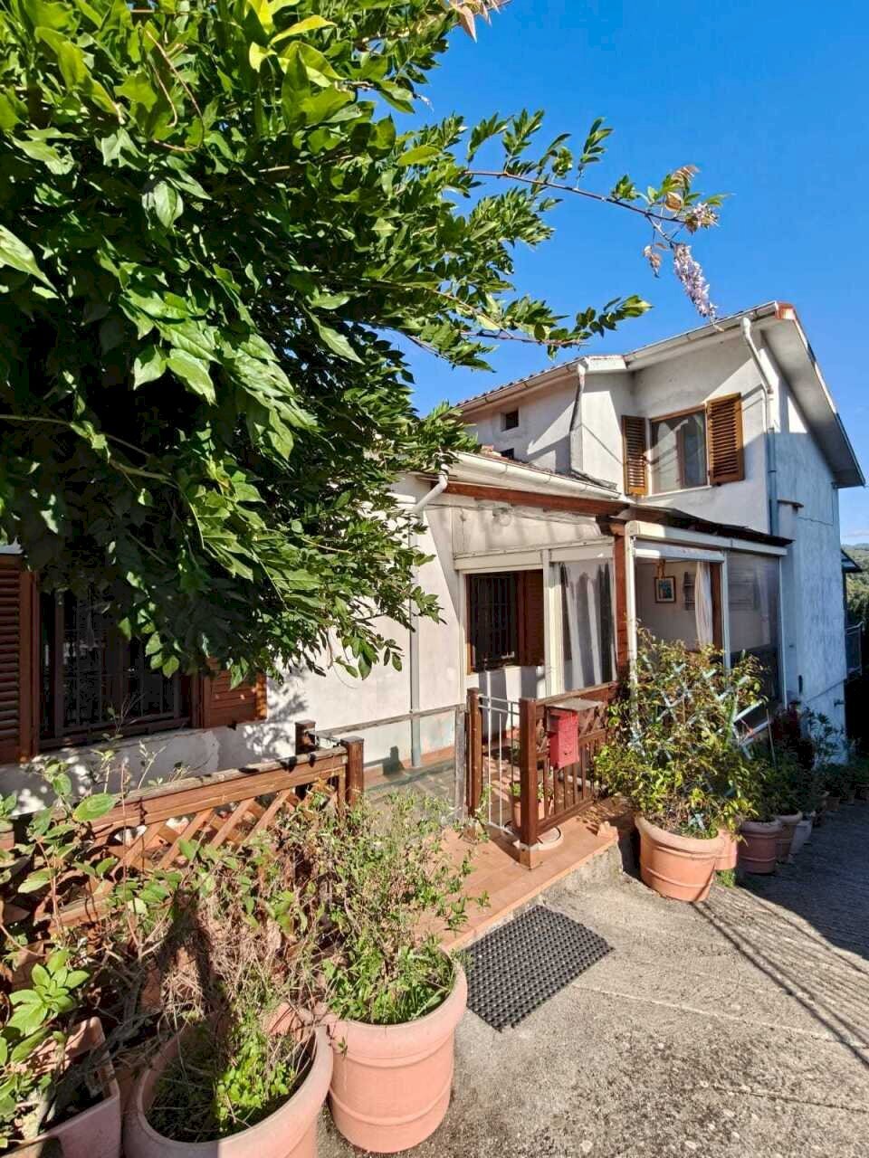 IMG-20251002-WA0055.jpg - Porzione di casa Fivizzano - foto 1