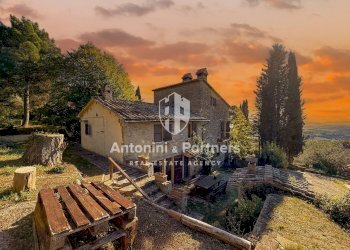 casale poggio delle volpi 9.jpg - Casale Str. di Canneto, Perugia - foto 1