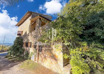 casale poggio delle volpi 14.jpg - Casale Str. di Canneto, Perugia - foto 6