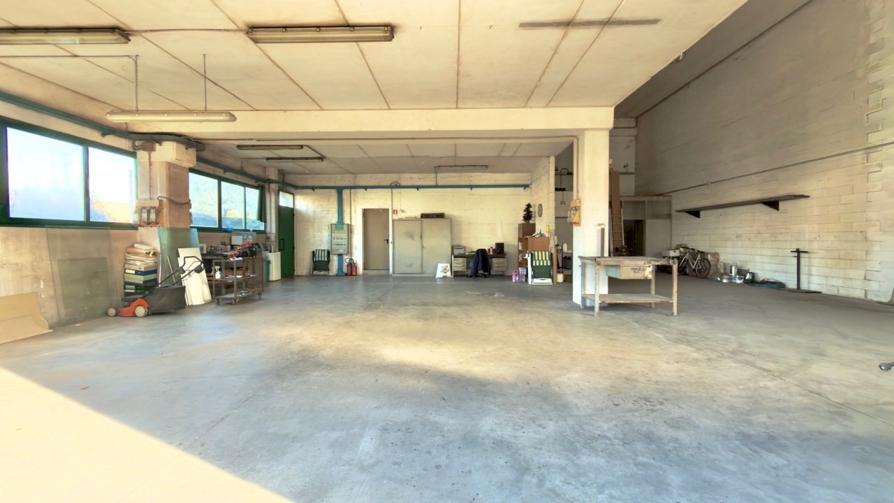 IMG_2217.jpg - Locale Commerciale Via Galileo Ferraris, Gussago - foto 3