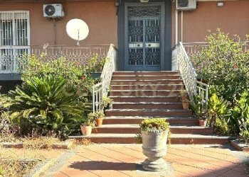 1.jpg - Appartamento Via Siracusa 18, Motta Sant'Anastasia - foto 2